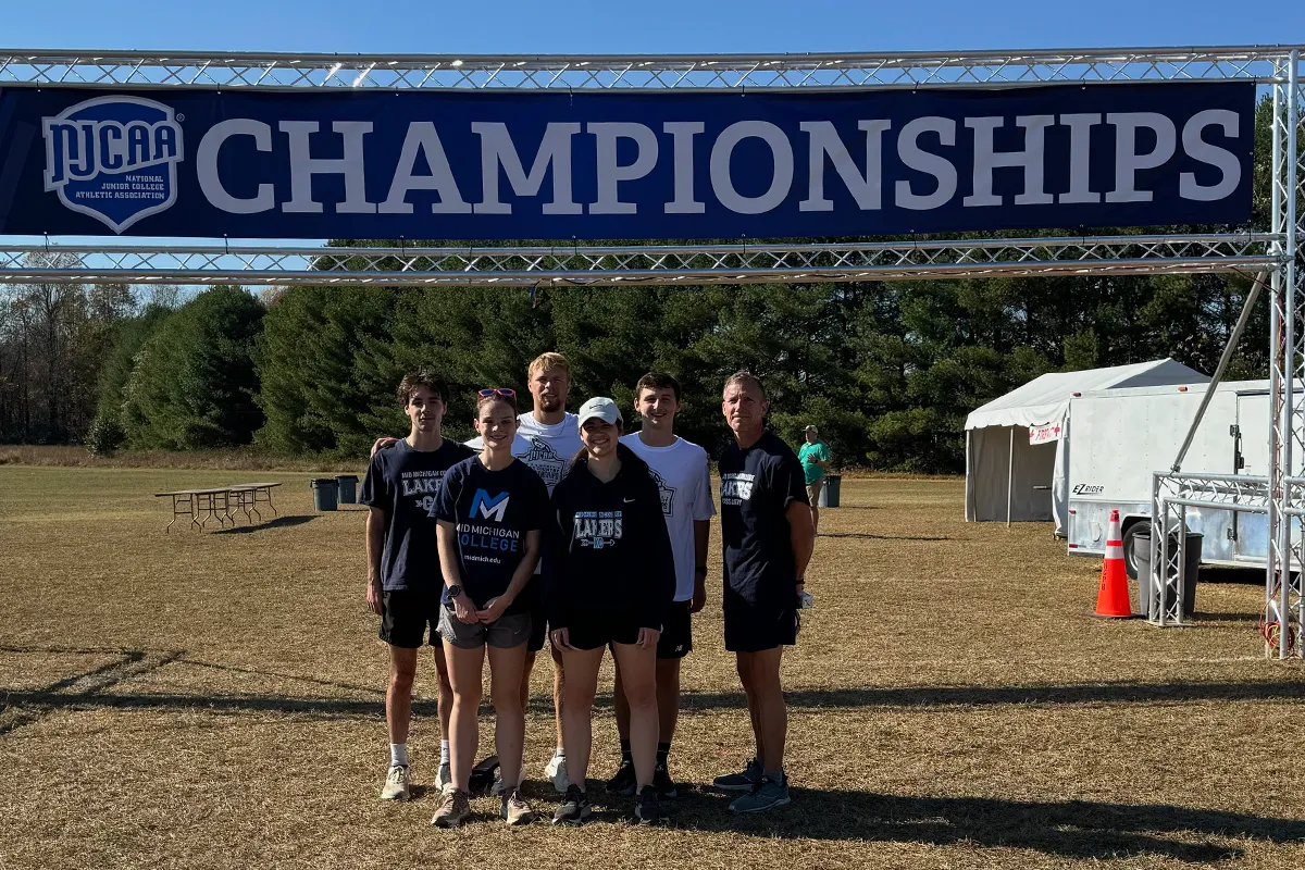 Mid's Cross Country Student-Athletes at Nationals.